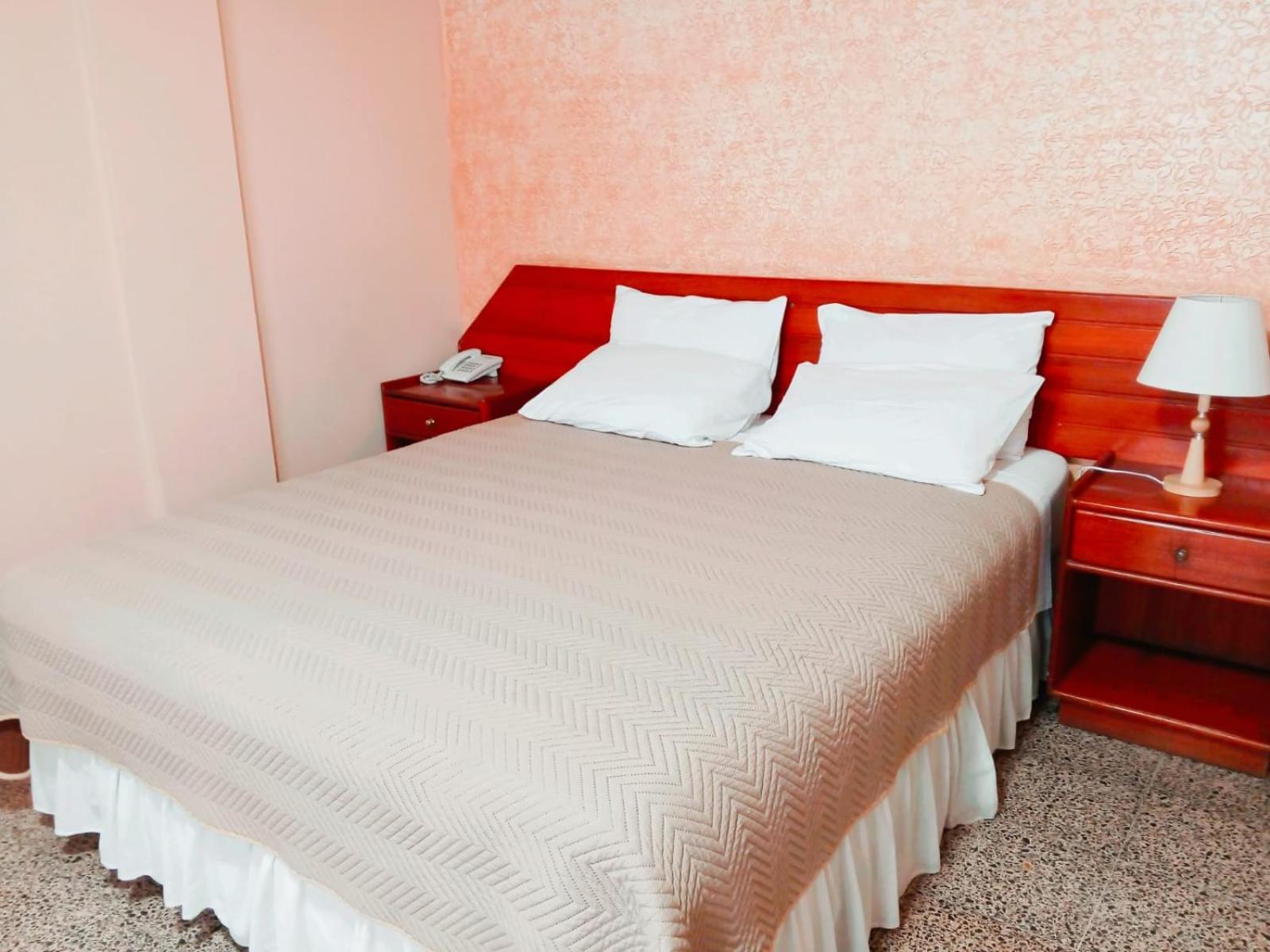 Hotel 7 Calles 圣克鲁斯 外观 照片
